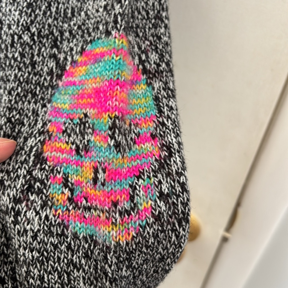 Torrid “Lovesick” sweater Colorful Skulls Size 0